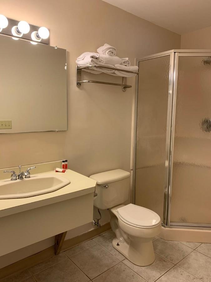 Travelodge By Wyndham George Ny 2* Lac George