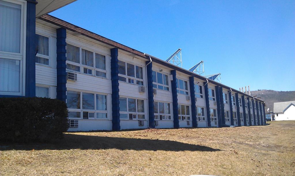 Motel Travelodge By Wyndham George Ny Lac George